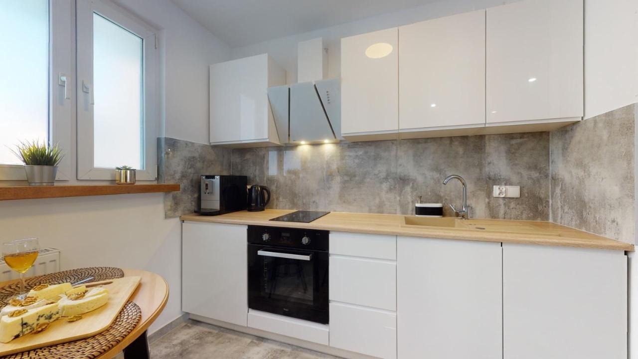Apartamento Apartament Kuznicza Breslavia Exterior foto